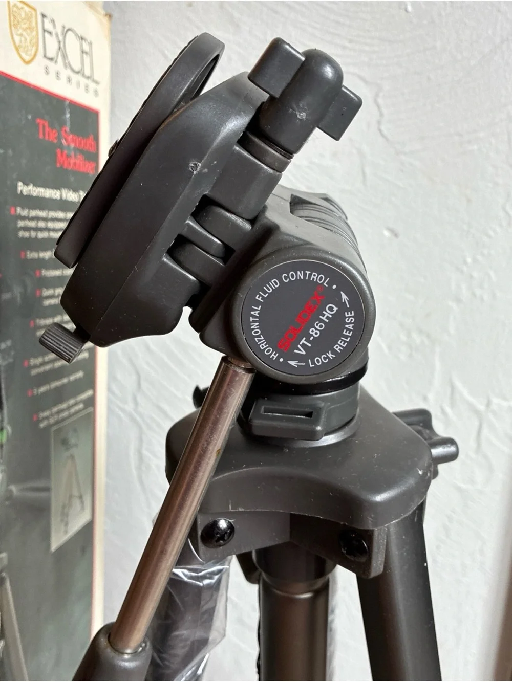 Solidex Camera Tripod with Pan-Tilt Head in Gray and Black